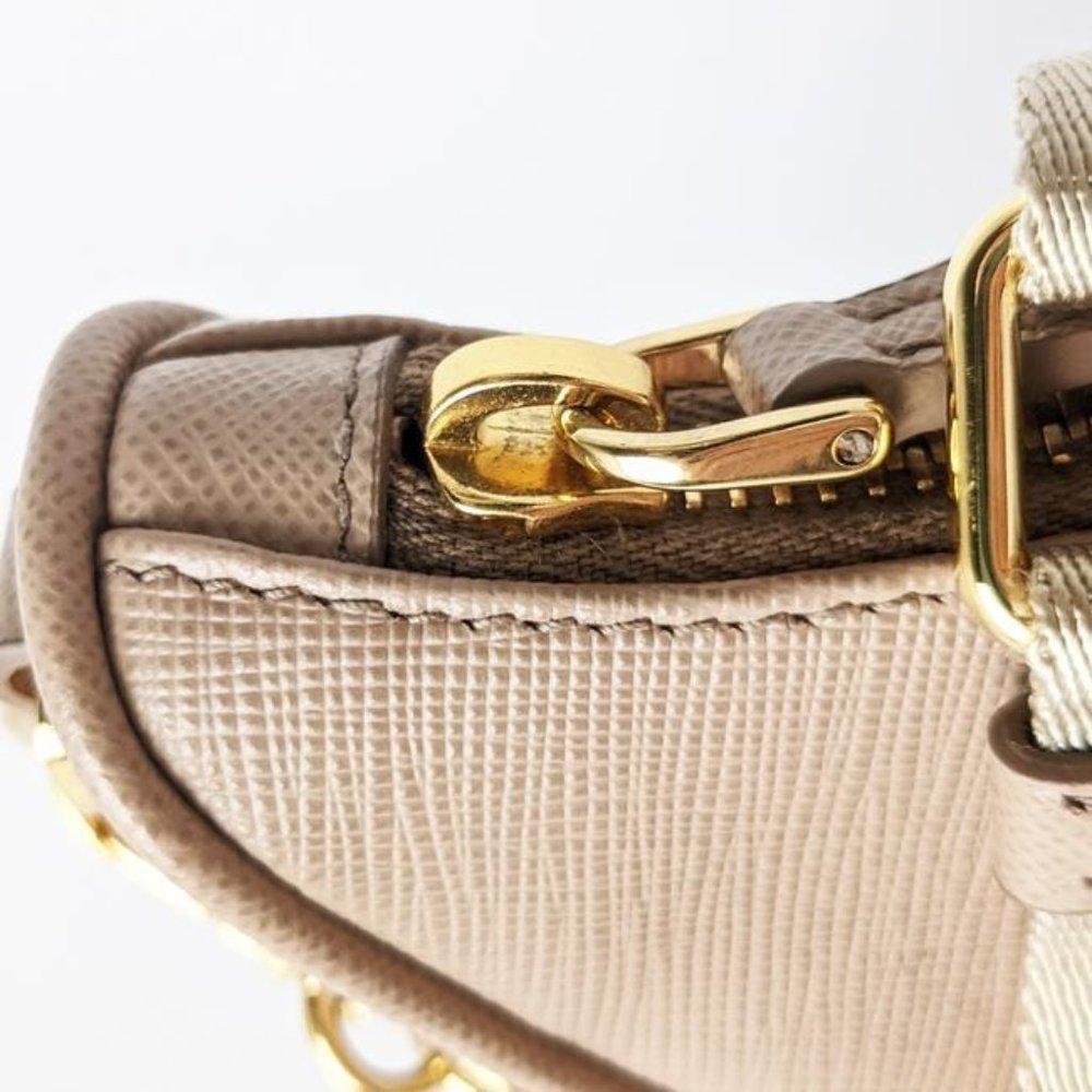 SOLD Prada Cammeo Saffiano Leather Re Edition 2005 Bag - Picture 5 of 7